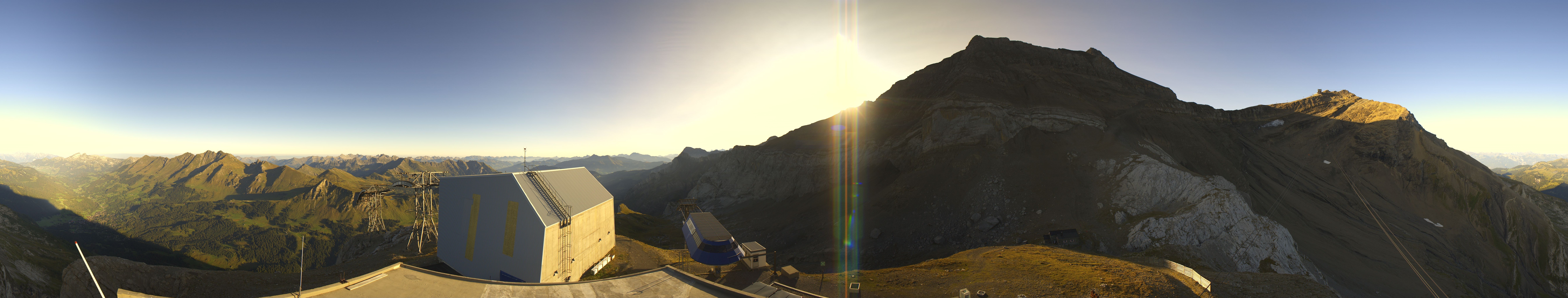 Archiv Foto Webcam Glacier 3000: Station Cabane