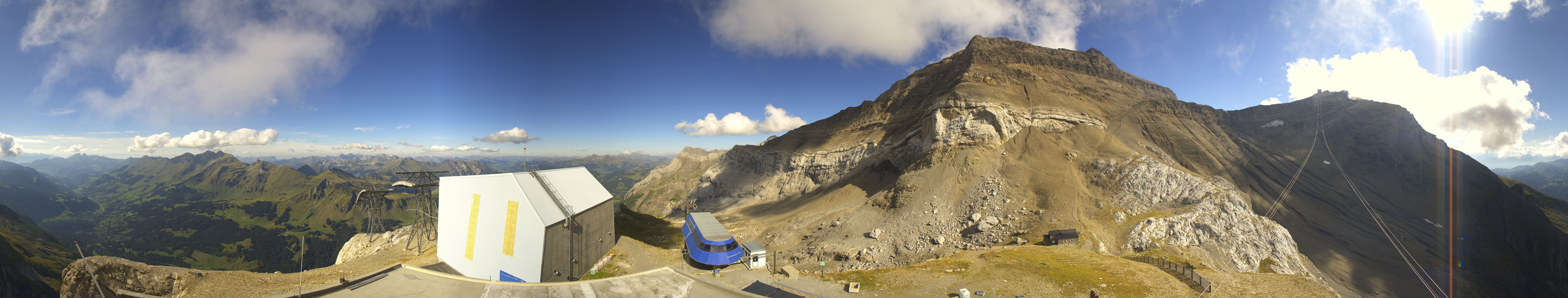 Archiv Foto Webcam Glacier 3000: Station Cabane