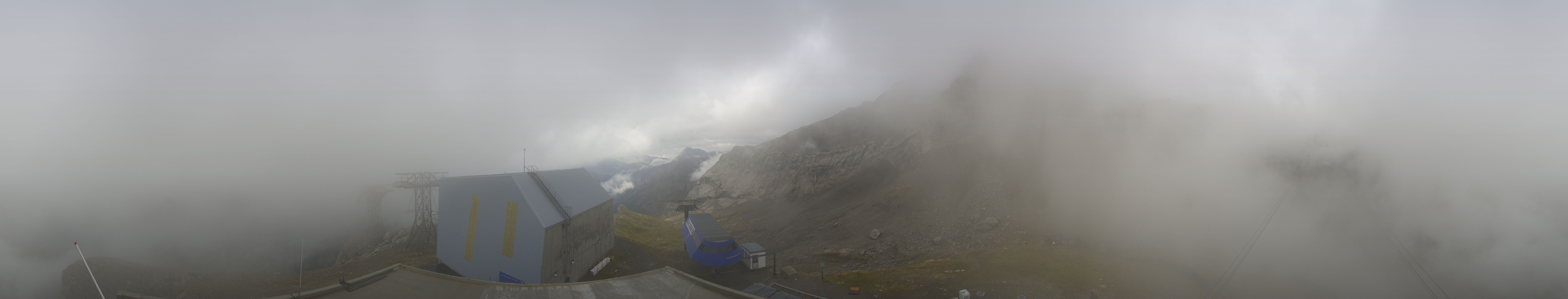 Archiv Foto Webcam Glacier 3000: Station Cabane