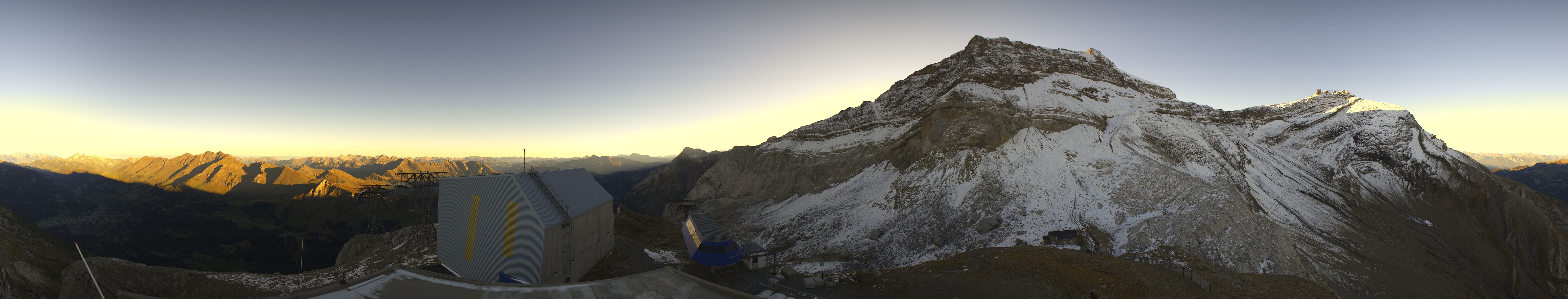 Archiv Foto Webcam Glacier 3000: Station Cabane