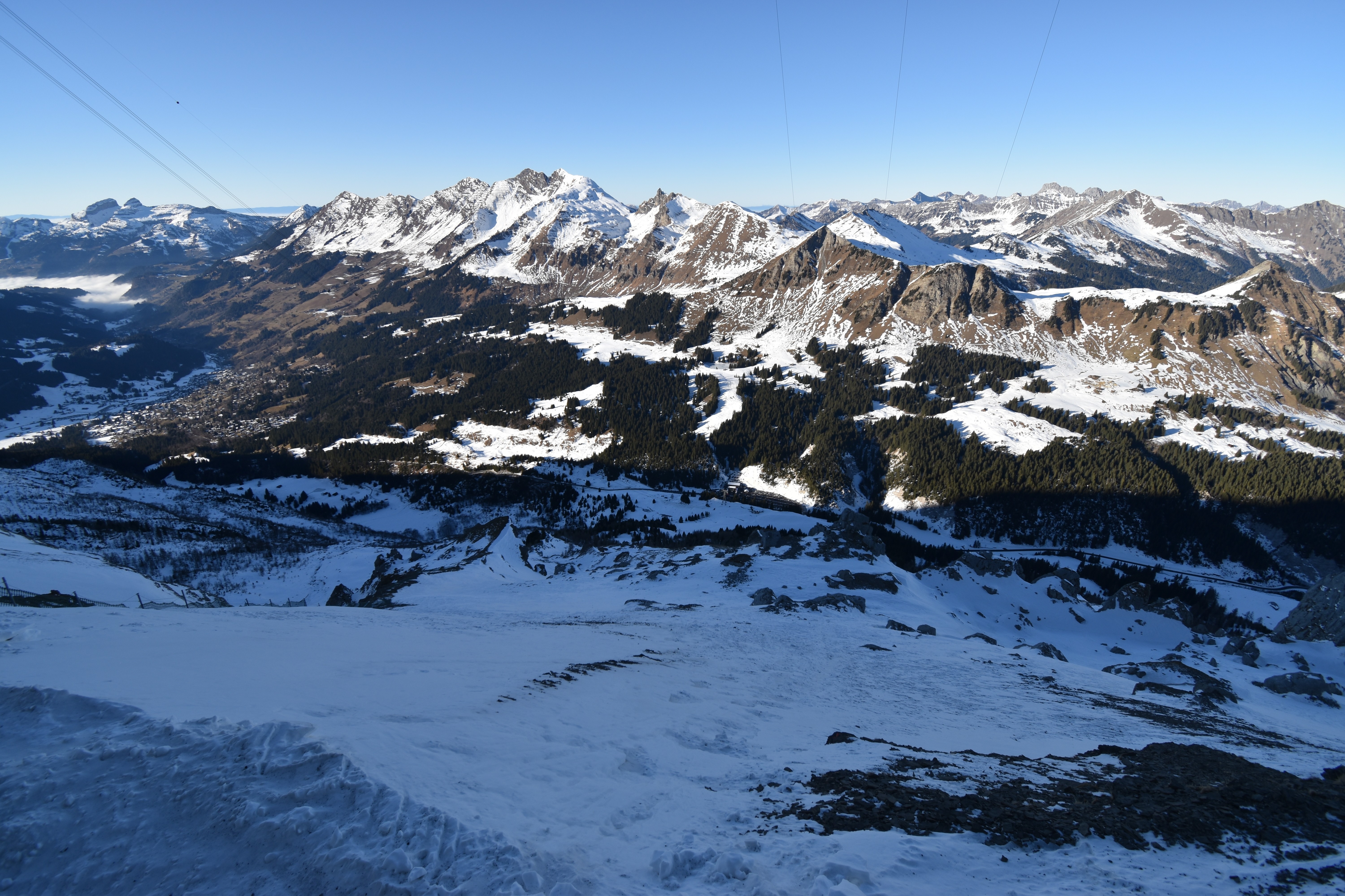 Archiv Foto Webcam Glacier 3000: Black Wall am Gemskopf