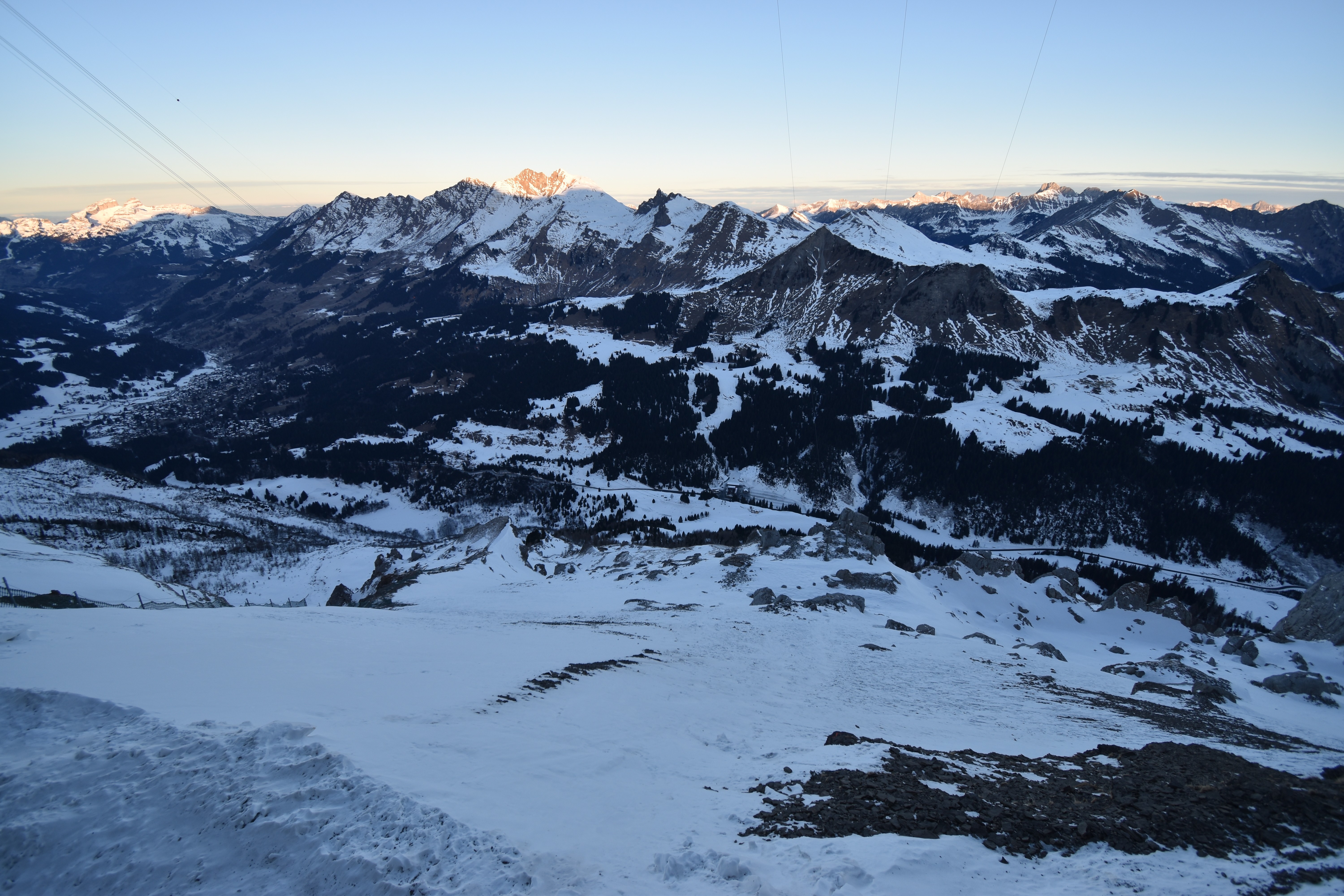 Archiv Foto Webcam Glacier 3000: Black Wall am Gemskopf