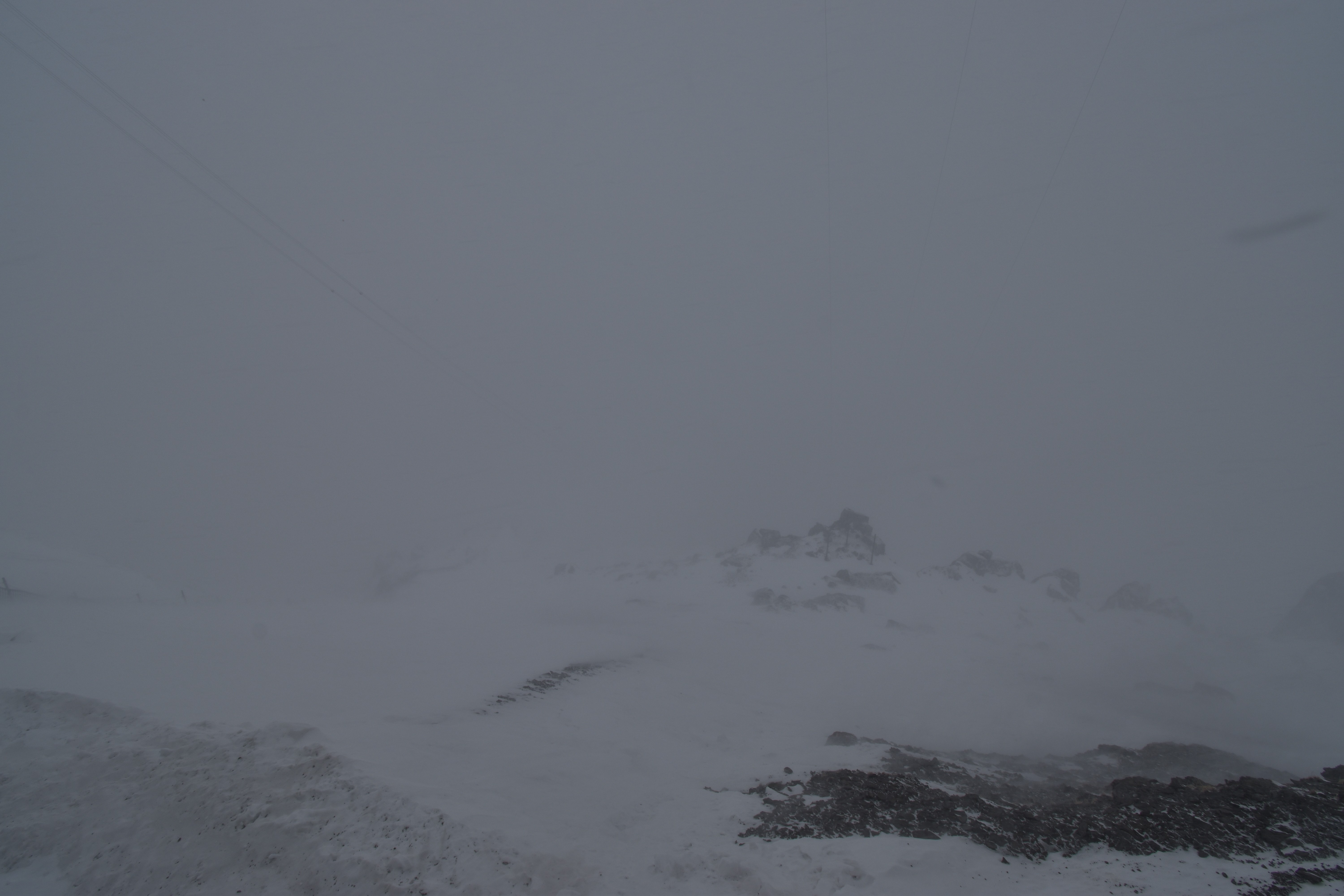 Archiv Foto Webcam Glacier 3000: Black Wall am Gemskopf