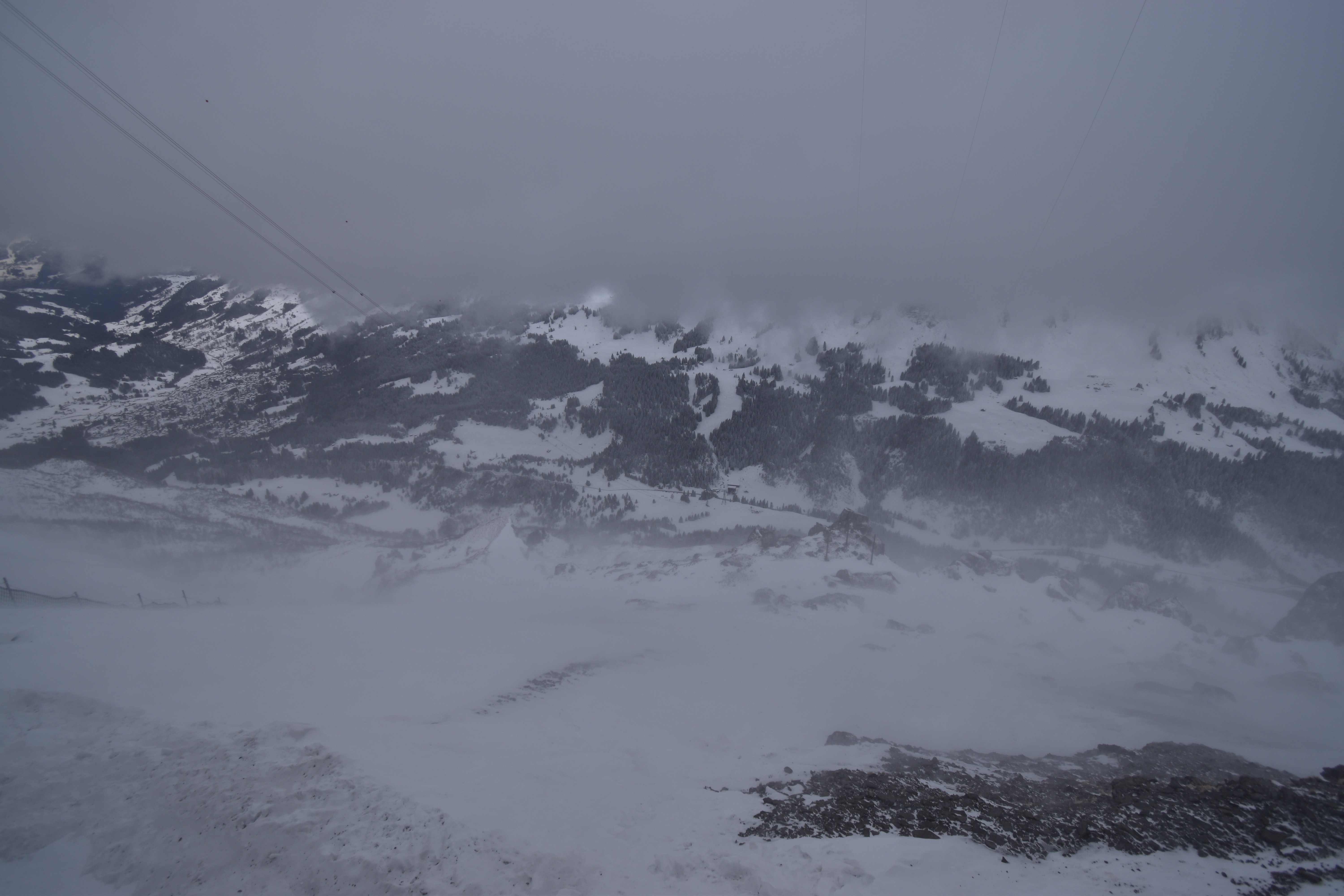 Archiv Foto Webcam Glacier 3000: Black Wall am Gemskopf