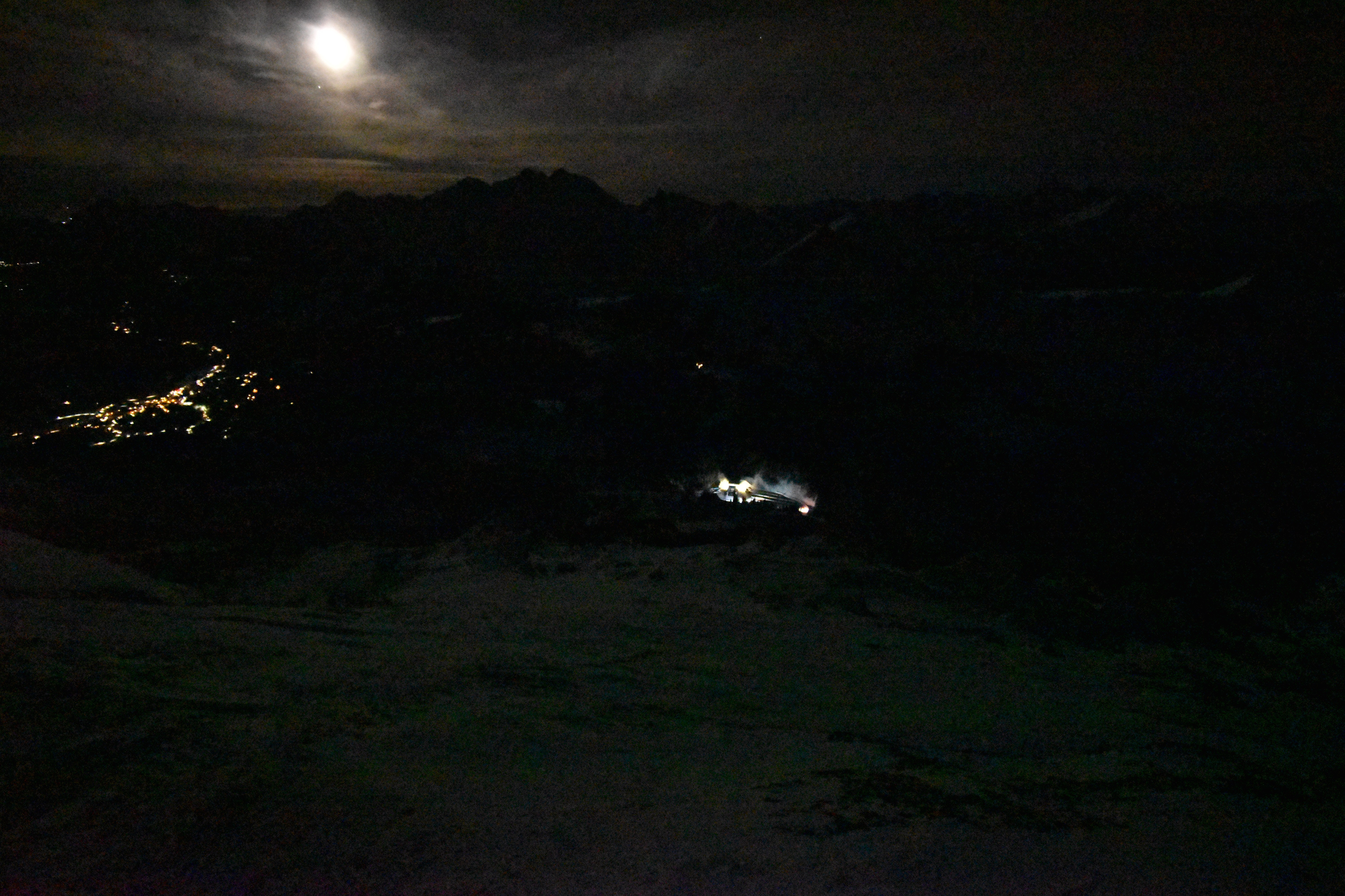 Archiv Foto Webcam Glacier 3000: Black Wall am Gemskopf