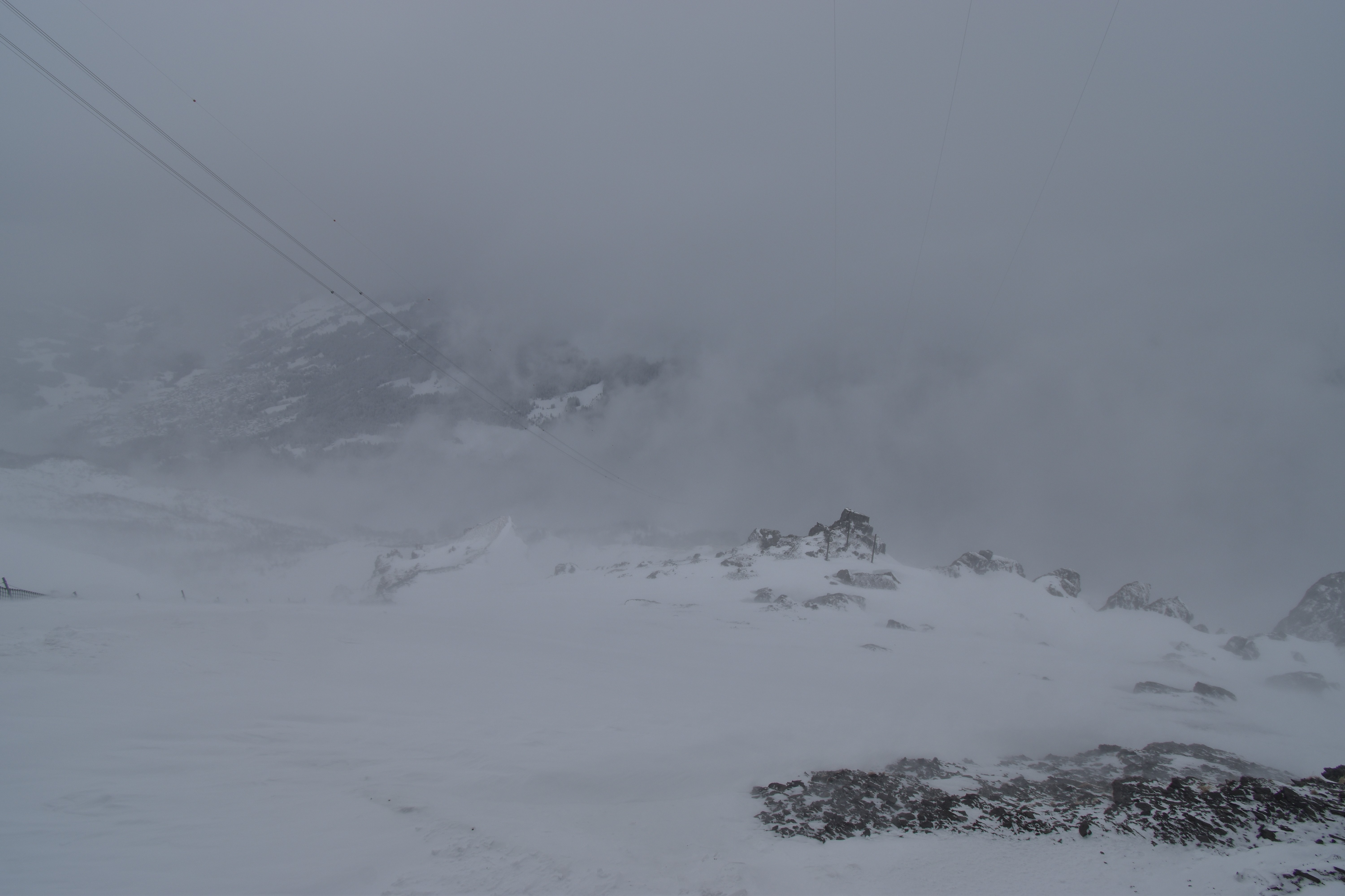 Archiv Foto Webcam Glacier 3000: Black Wall am Gemskopf