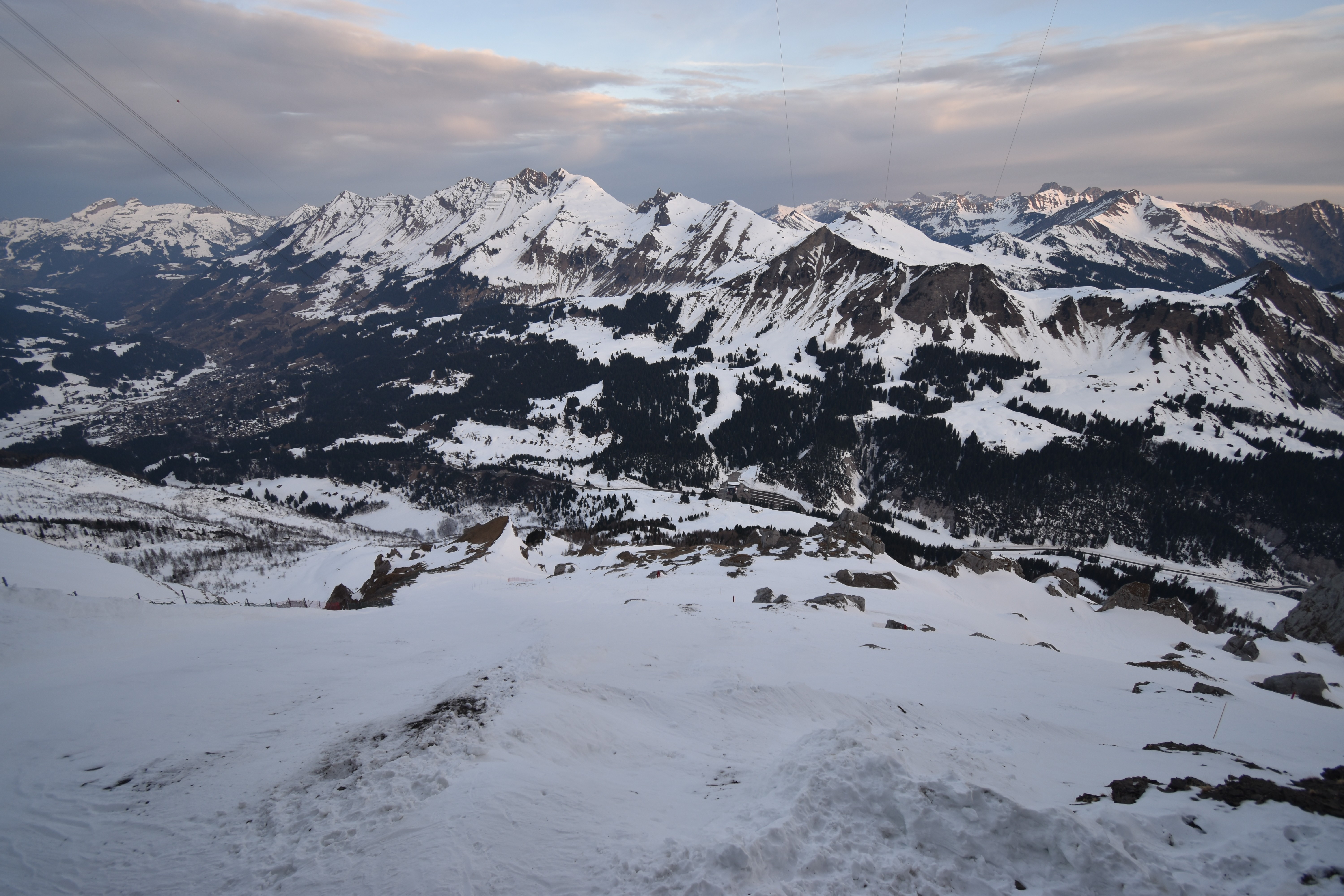 Archiv Foto Webcam Glacier 3000: Black Wall am Gemskopf