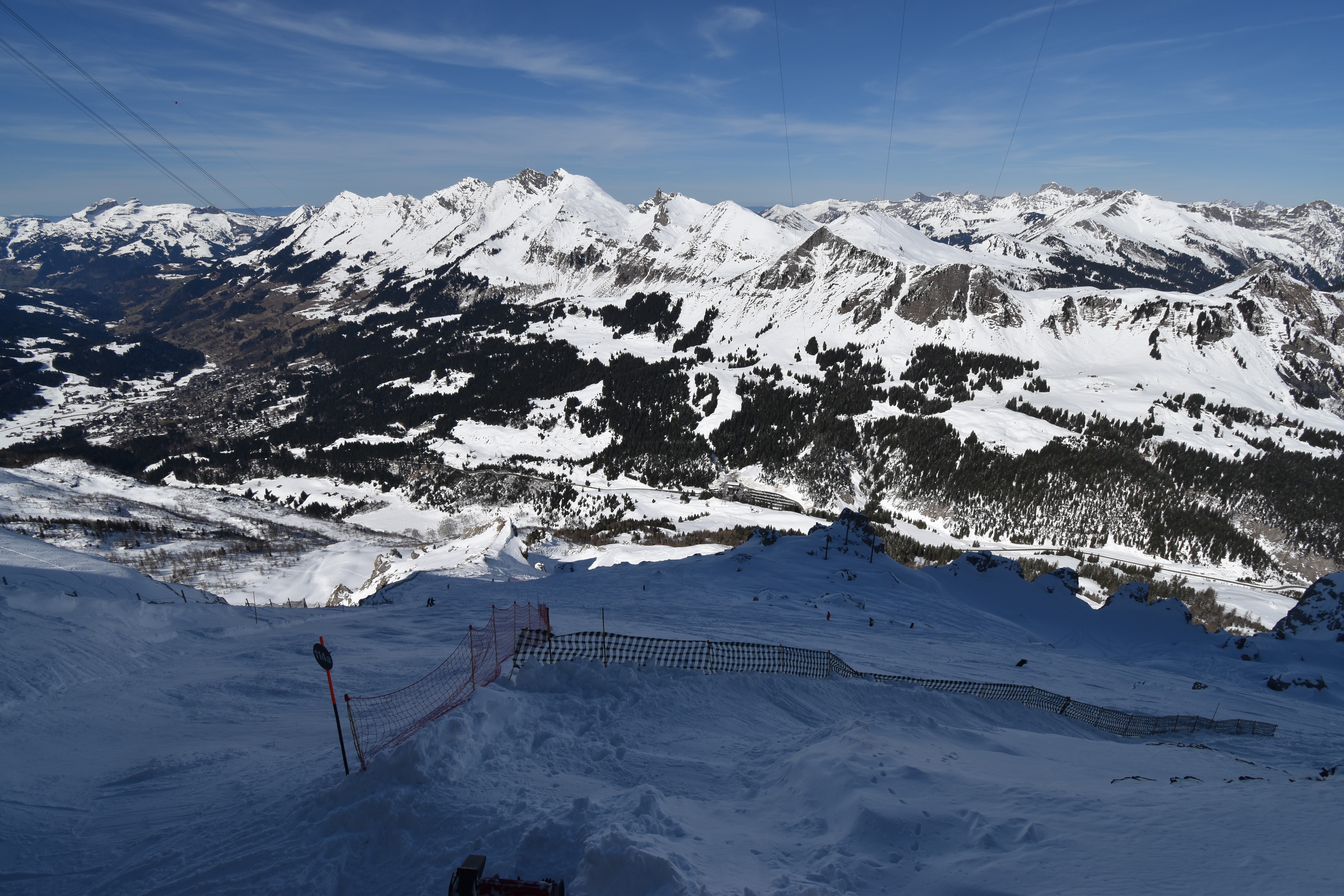 Archiv Foto Webcam Glacier 3000: Black Wall am Gemskopf