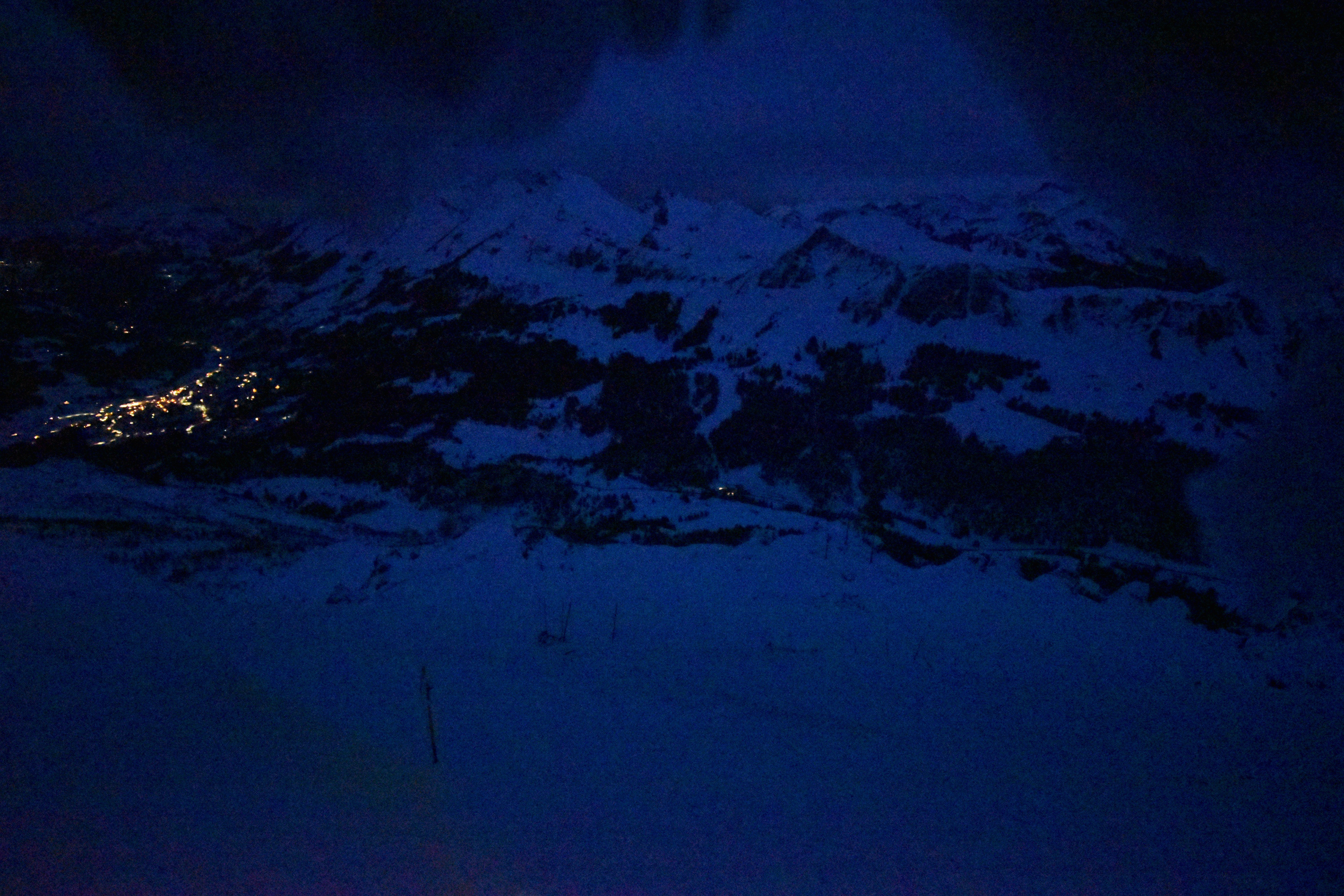 Archiv Foto Webcam Glacier 3000: Black Wall am Gemskopf