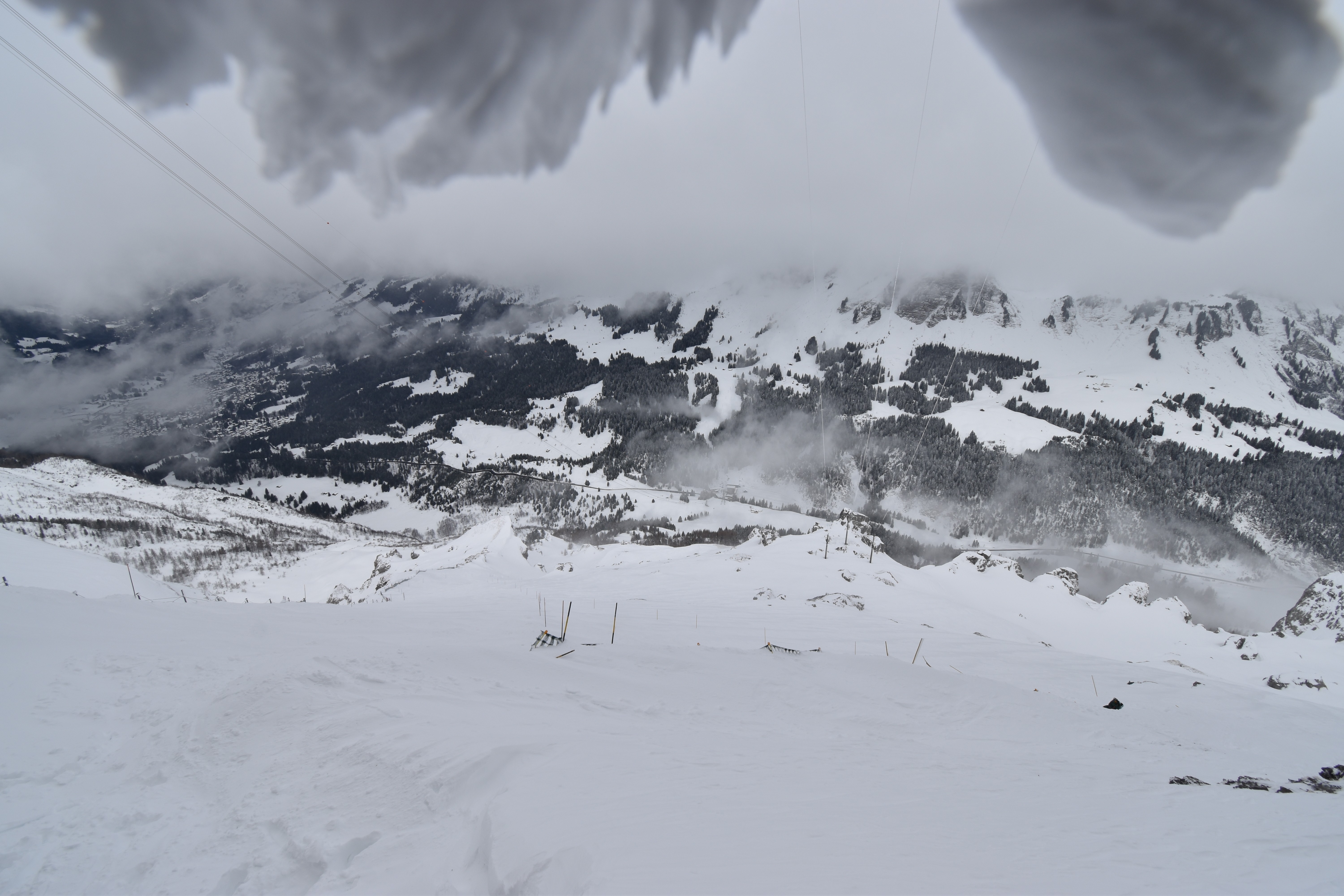 Archiv Foto Webcam Glacier 3000: Black Wall am Gemskopf