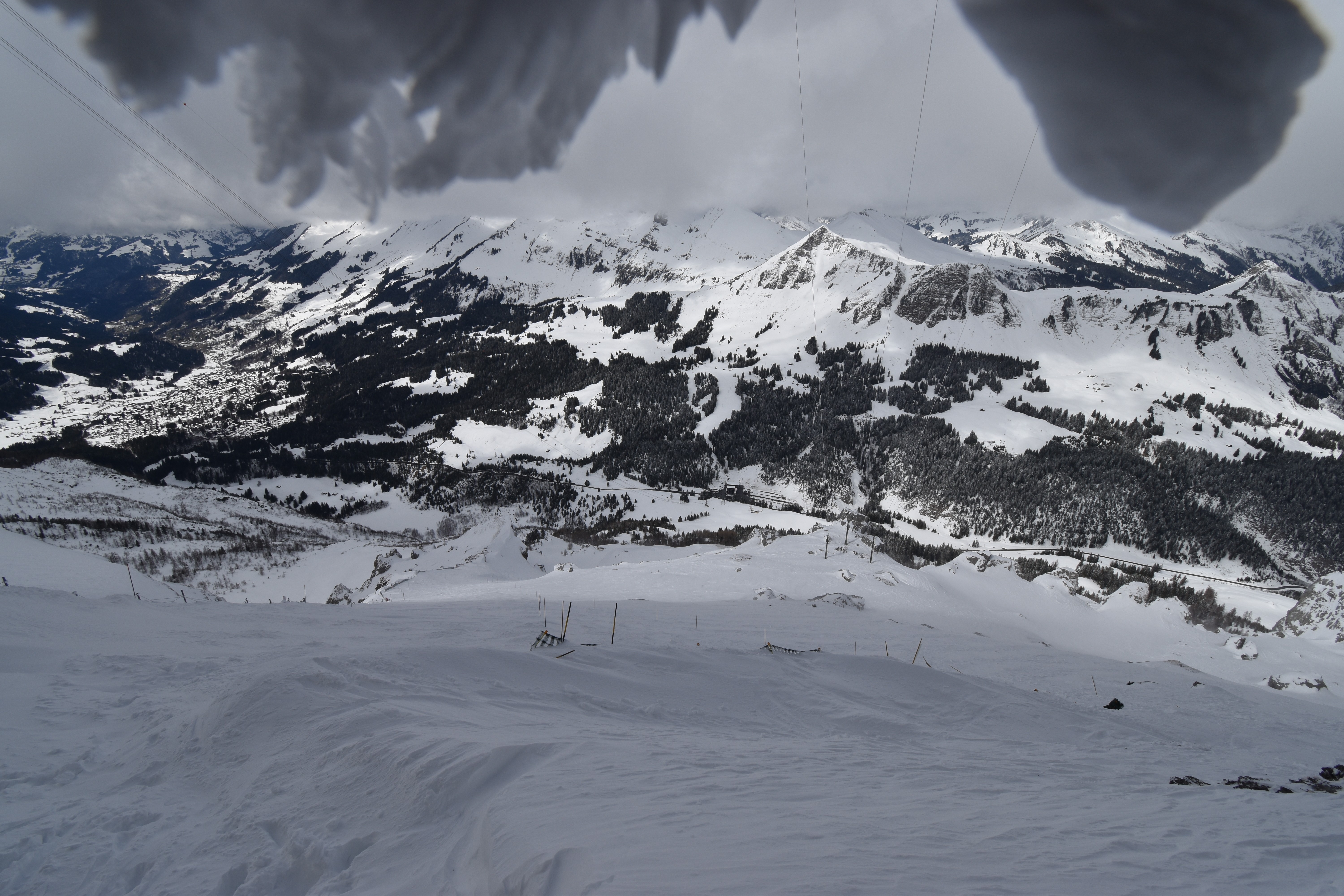 Archiv Foto Webcam Glacier 3000: Black Wall am Gemskopf