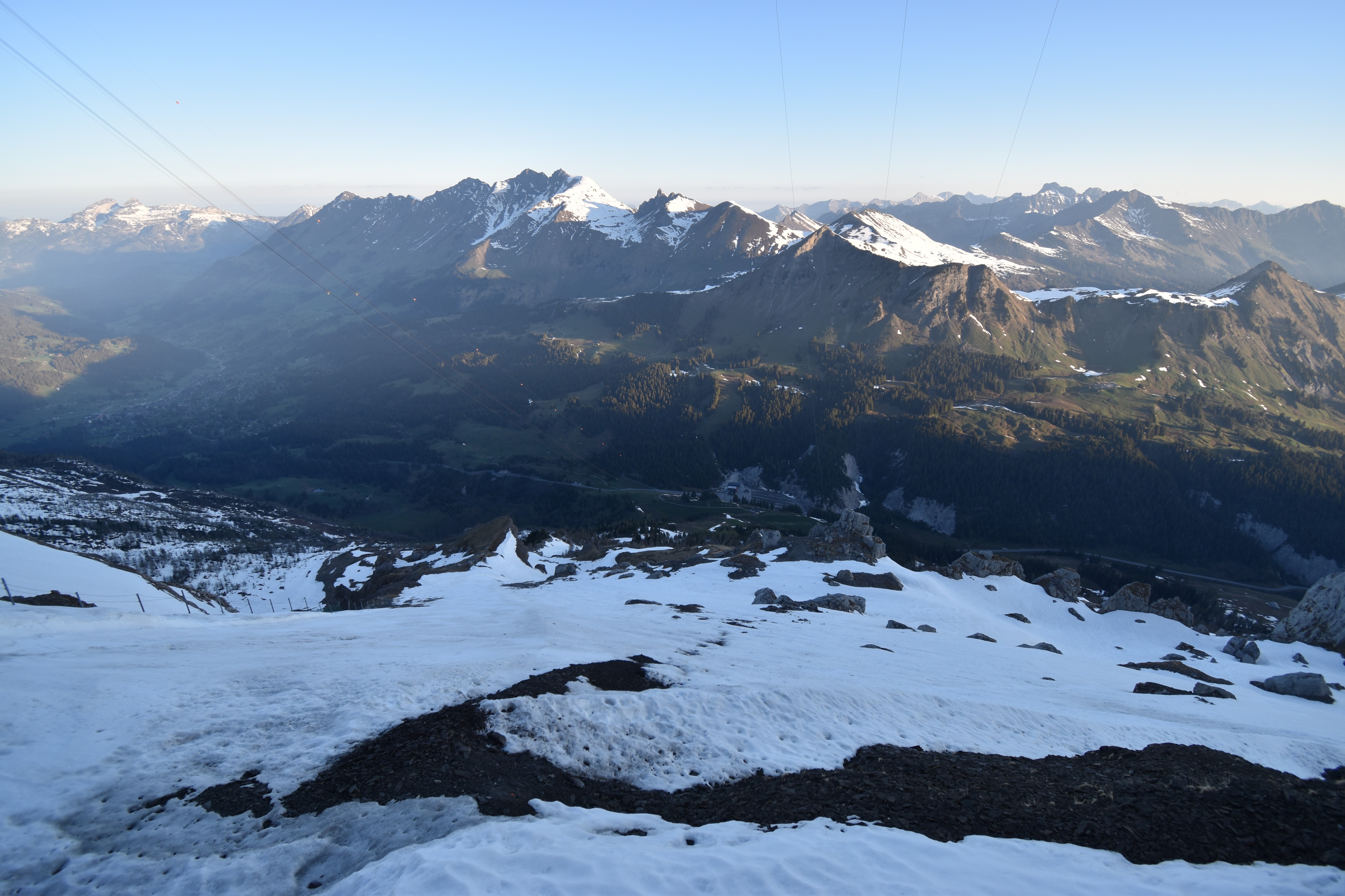 Archiv Foto Webcam Glacier 3000: Black Wall am Gemskopf