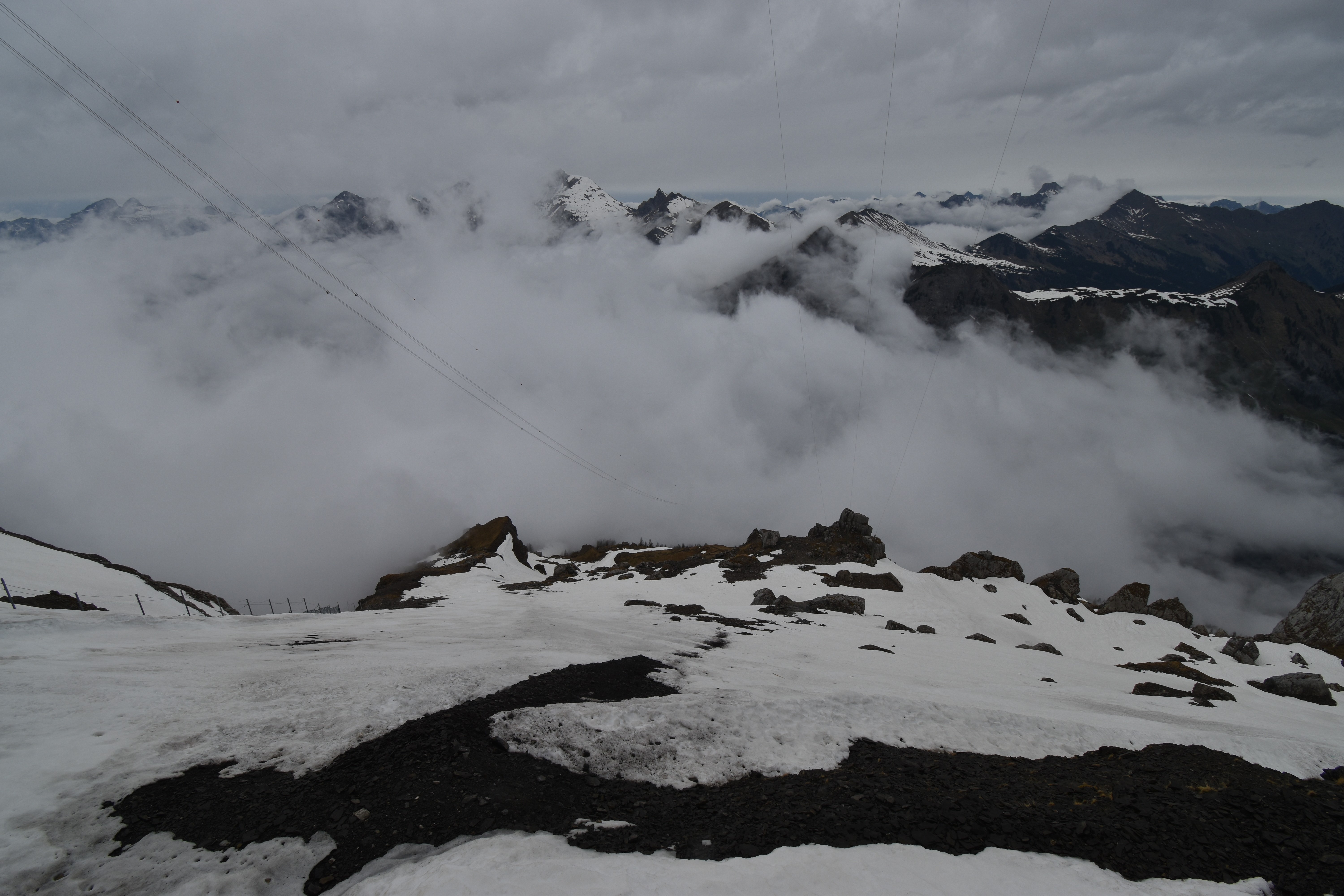 Archiv Foto Webcam Glacier 3000: Black Wall am Gemskopf