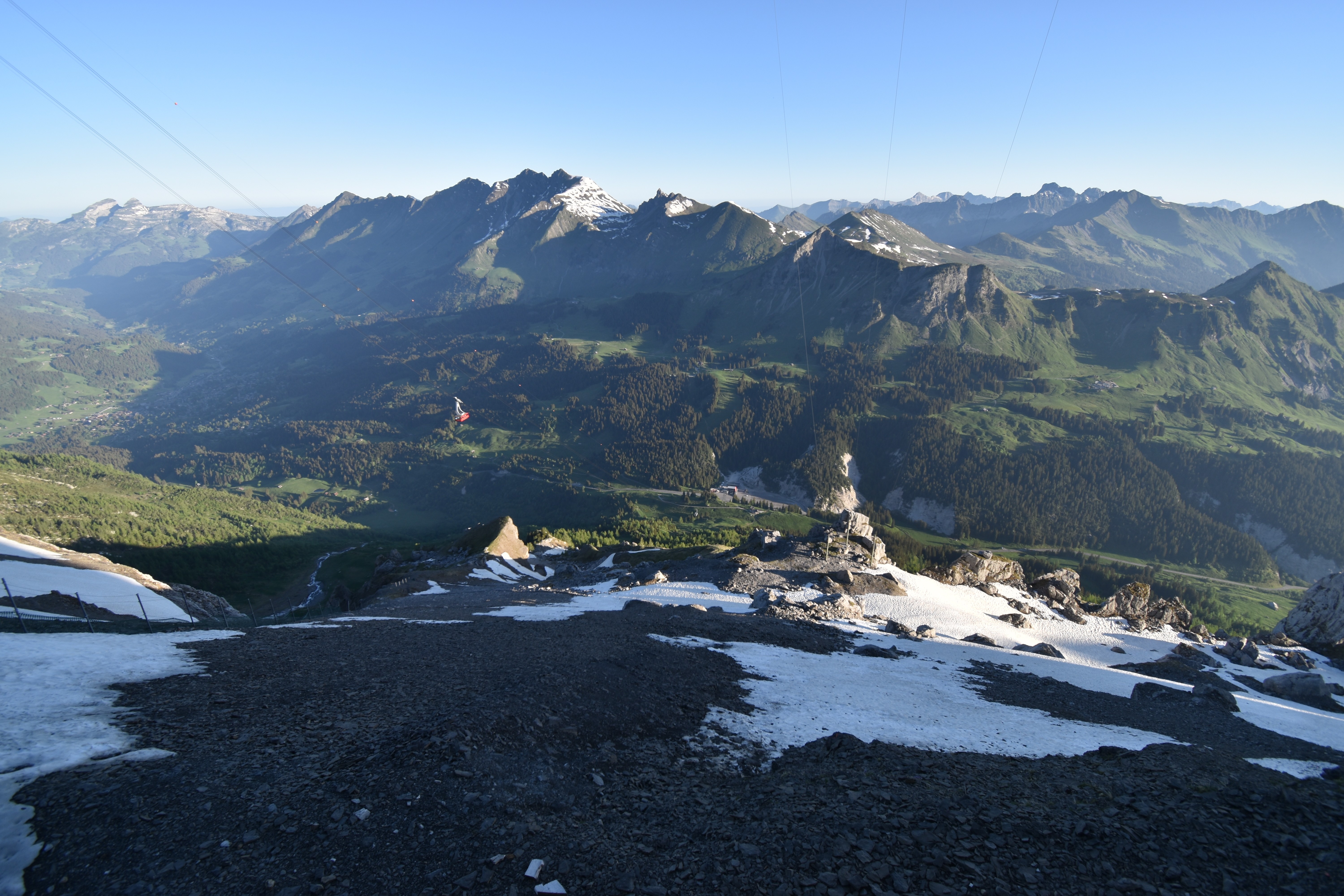 Archiv Foto Webcam Glacier 3000: Black Wall am Gemskopf