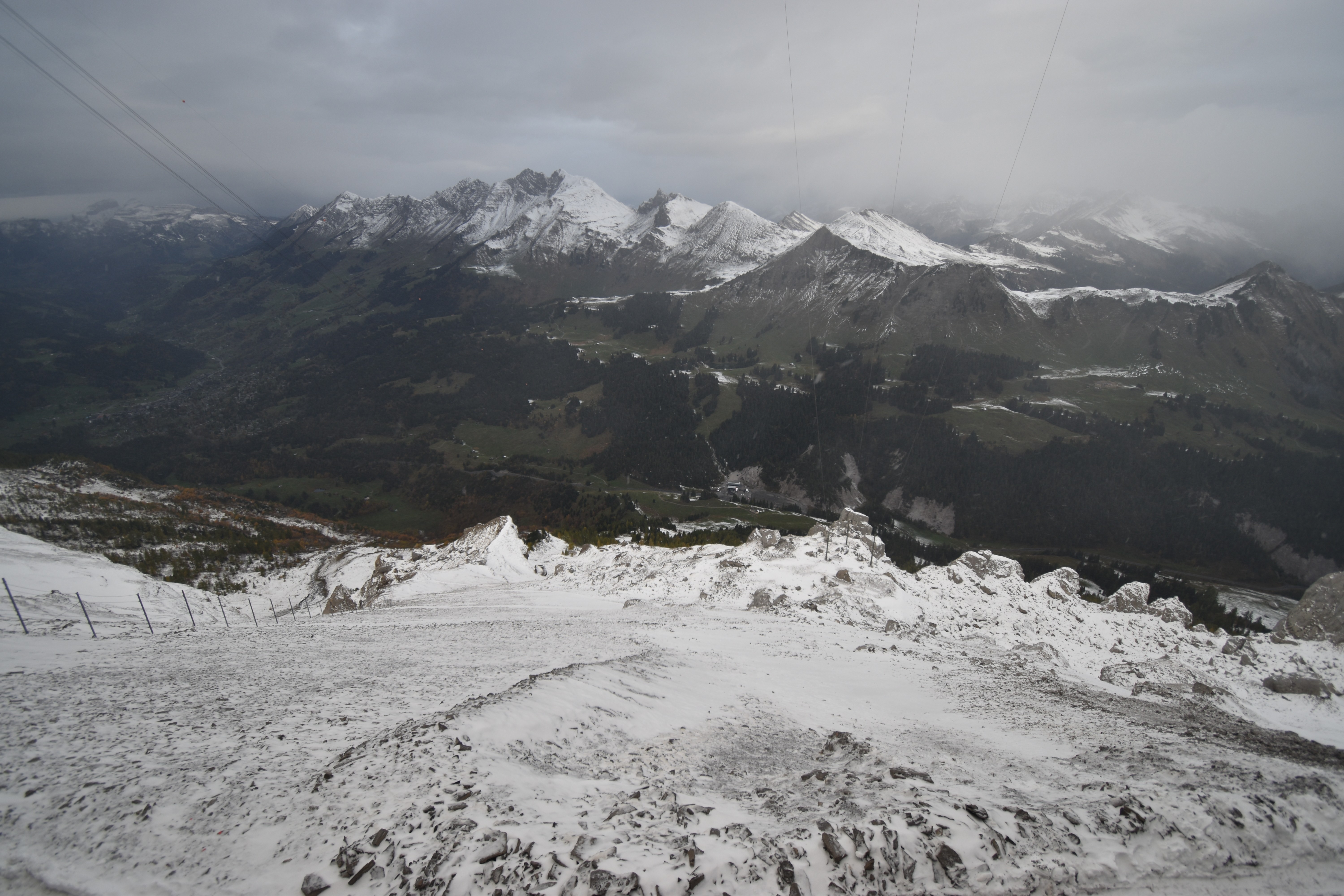 Archiv Foto Webcam Glacier 3000: Black Wall am Gemskopf