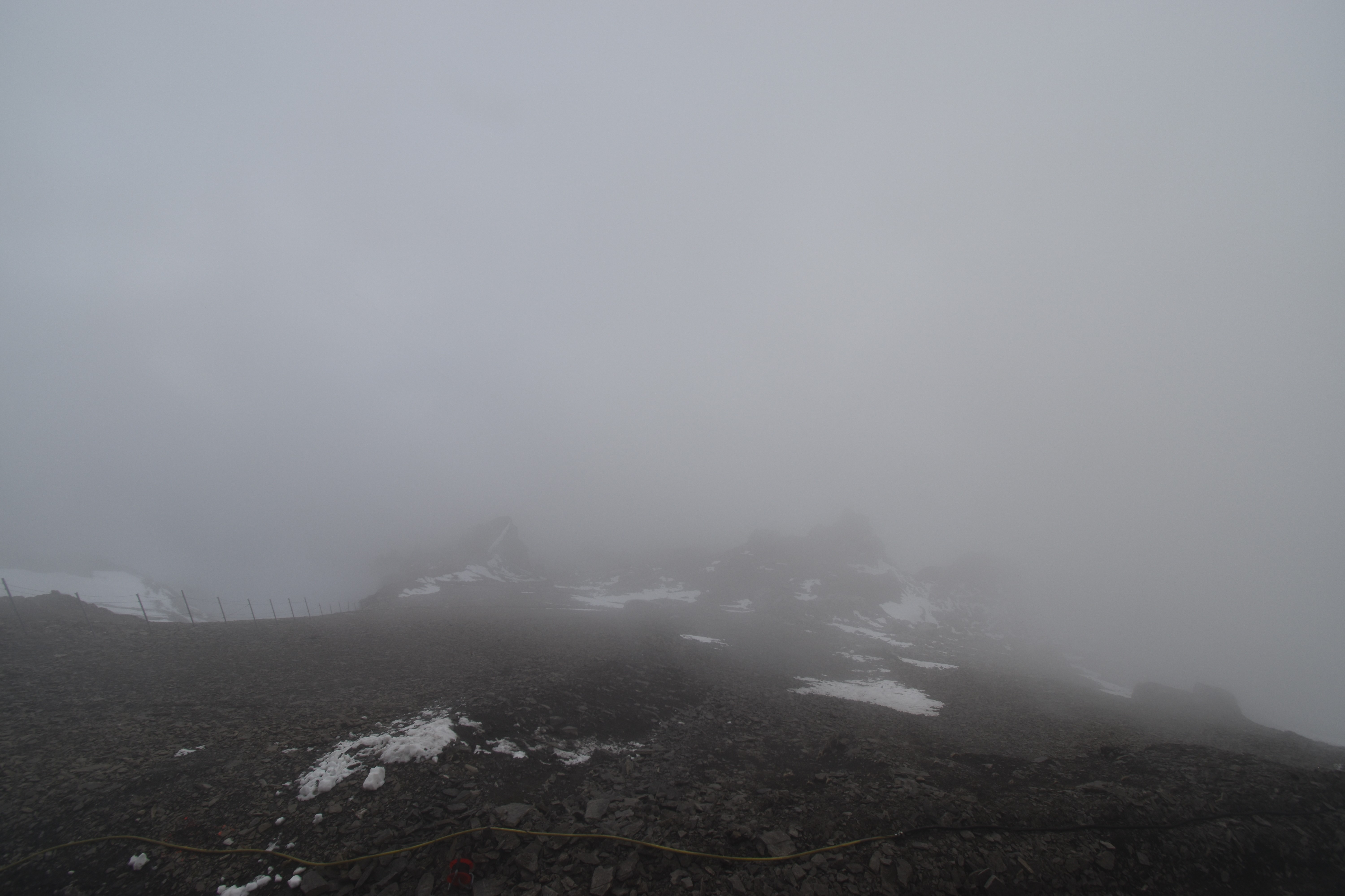Archiv Foto Webcam Glacier 3000: Black Wall am Gemskopf