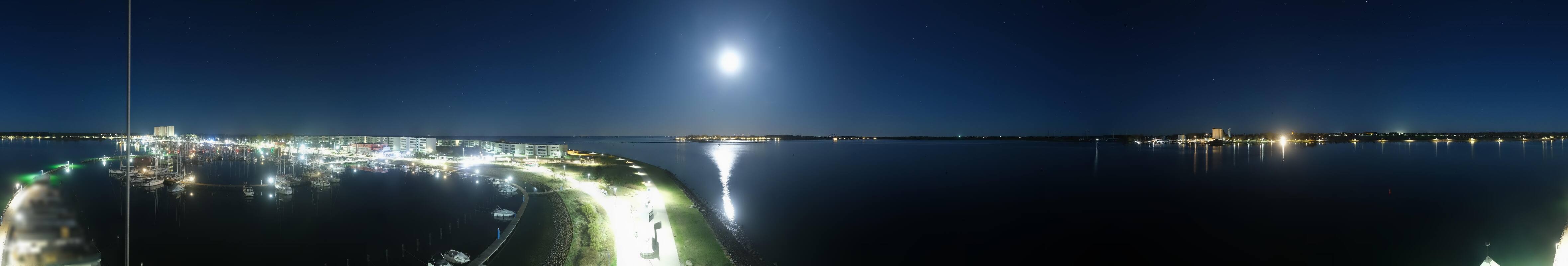 Archiv Foto Webcam Insel Fehmarn: Aussichtsturm Utkieker am Yachthafen Burgtiefe