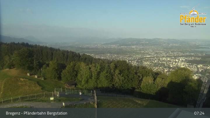 Archiv Foto Webcam Bregenz: Blick vom Pfänder auf den Bodensee