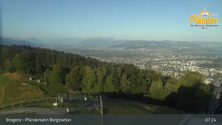 Archiv Foto Webcam Bregenz: Blick vom Pfänder auf den Bodensee