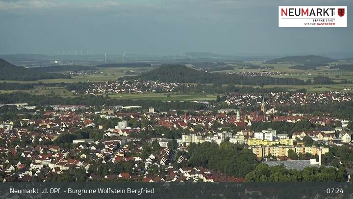 Archived image Webcam Neumarkt - View Wolfstein Castle