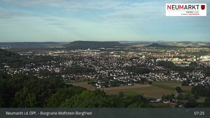 Archived image Webcam Neumarkt - View Wolfstein Castle