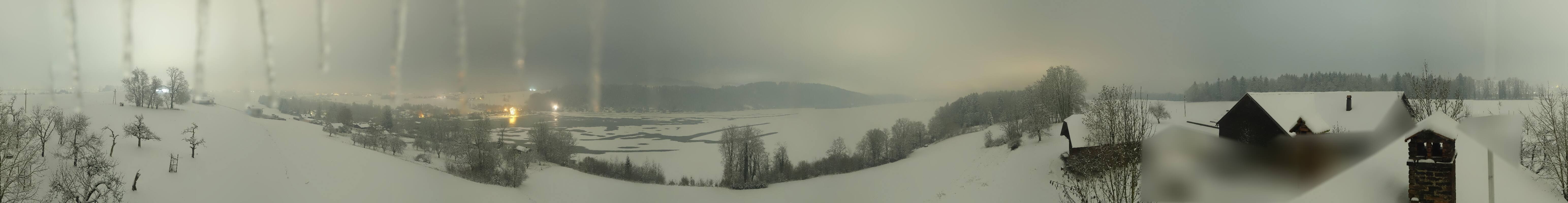 Archiv Foto Webcam Wallersee: Blick auf Neumarkt die Ostbucht