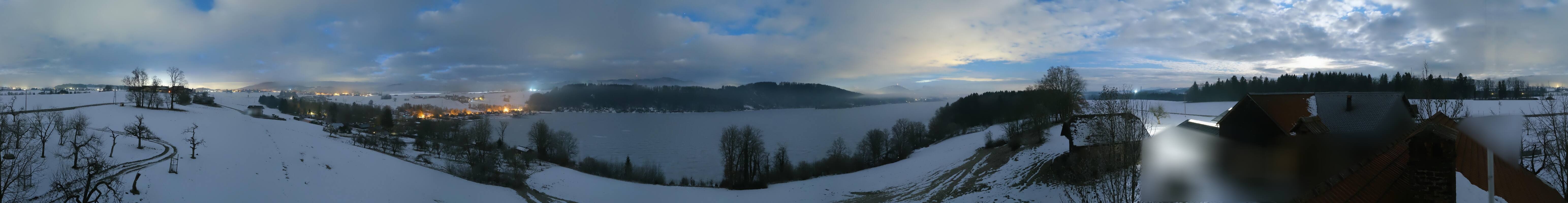 Archiv Foto Webcam Wallersee: Blick auf Neumarkt die Ostbucht