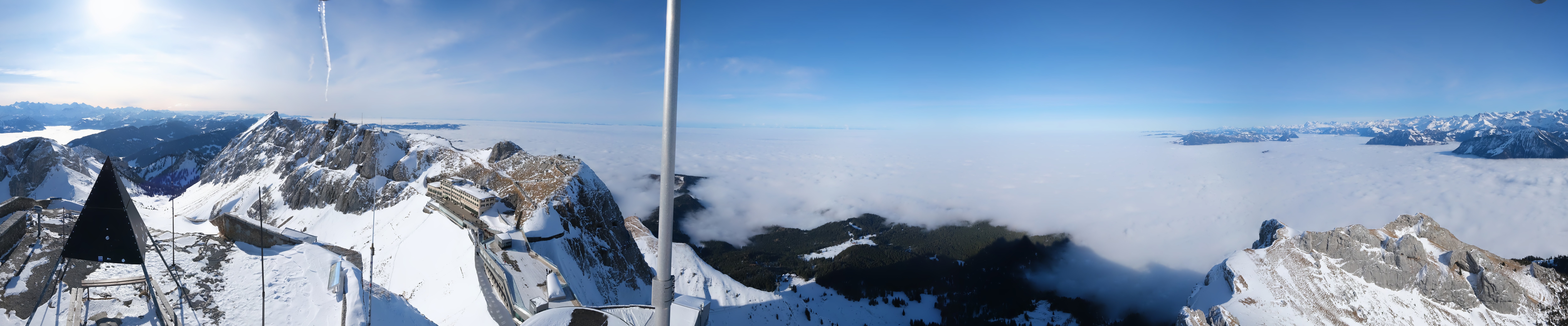 Archiv Foto Webcam Pilatus: Bergstation Kulm