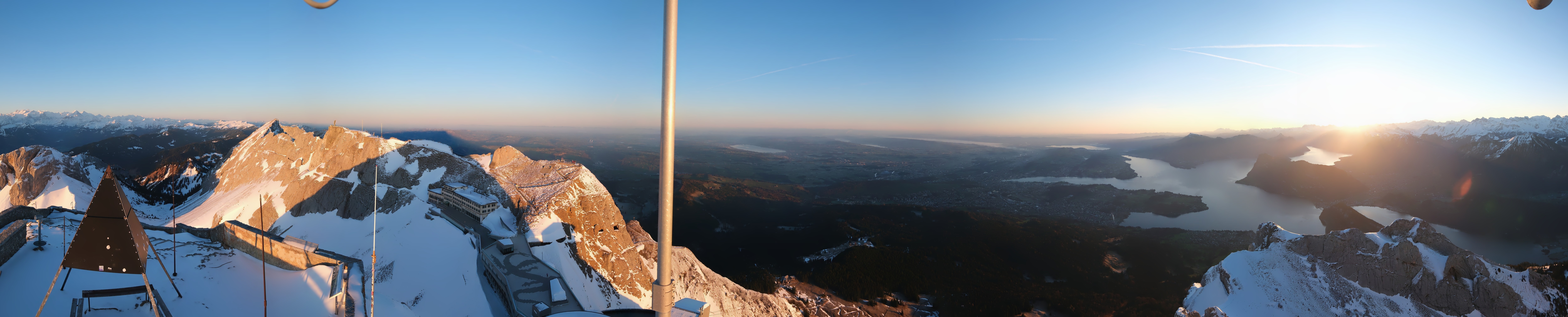 Archiv Foto Webcam Pilatus: Bergstation Kulm