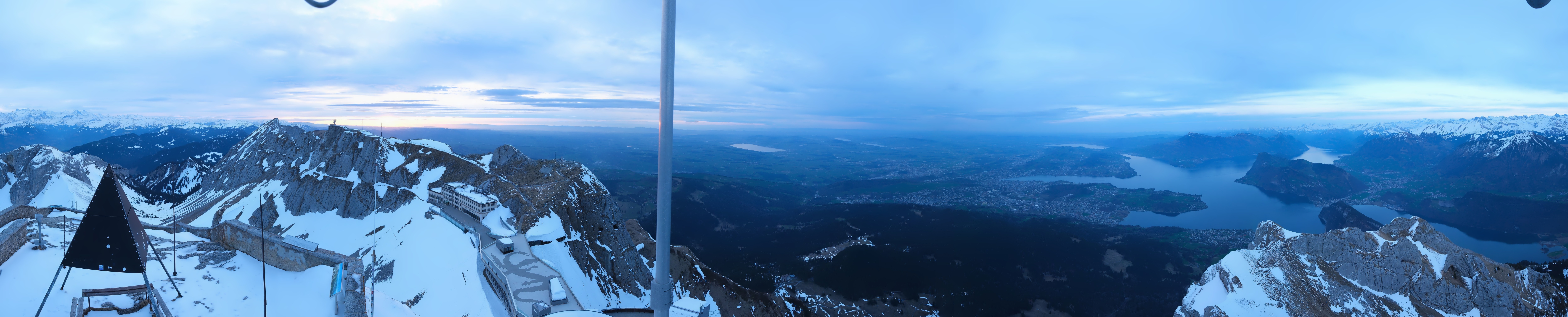 Archived image Webcam Pilatus: Top station railway