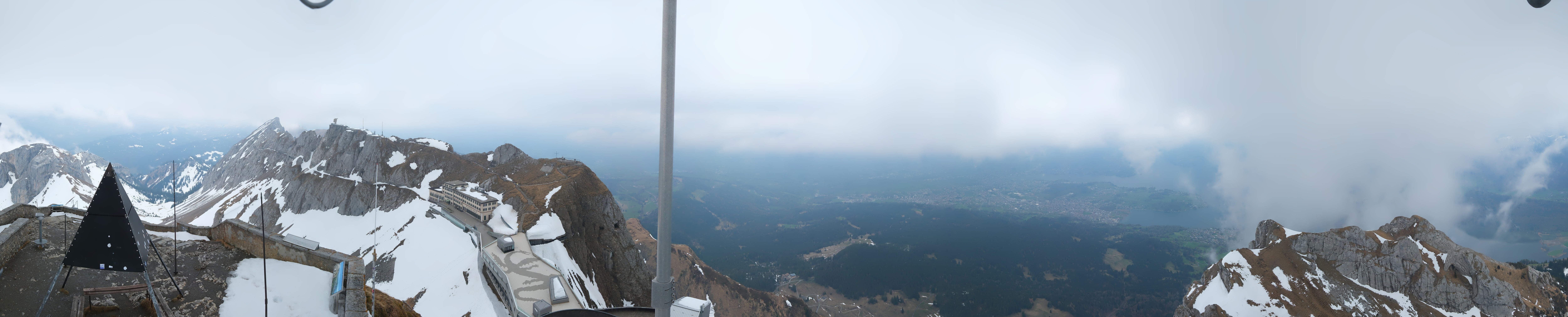 Archived image Webcam Pilatus: Top station railway