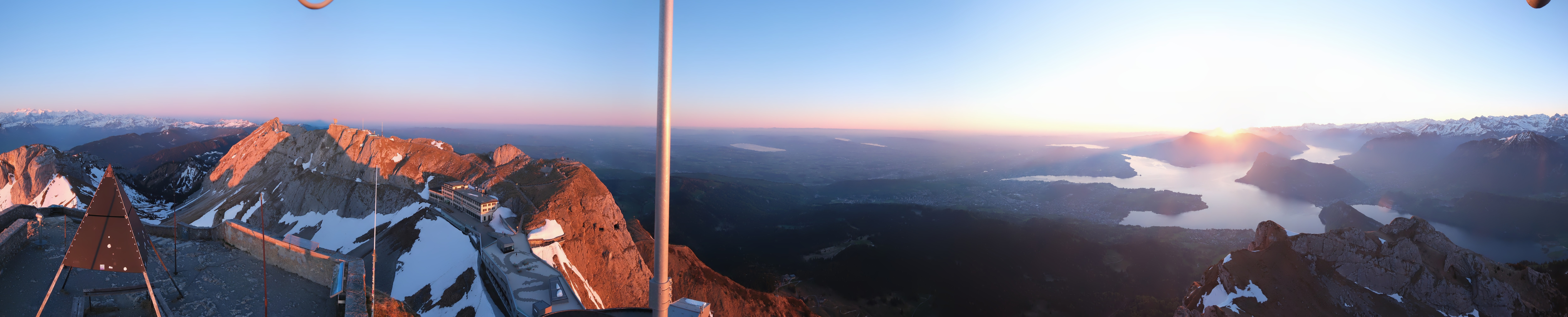 Archiv Foto Webcam Pilatus: Bergstation Kulm