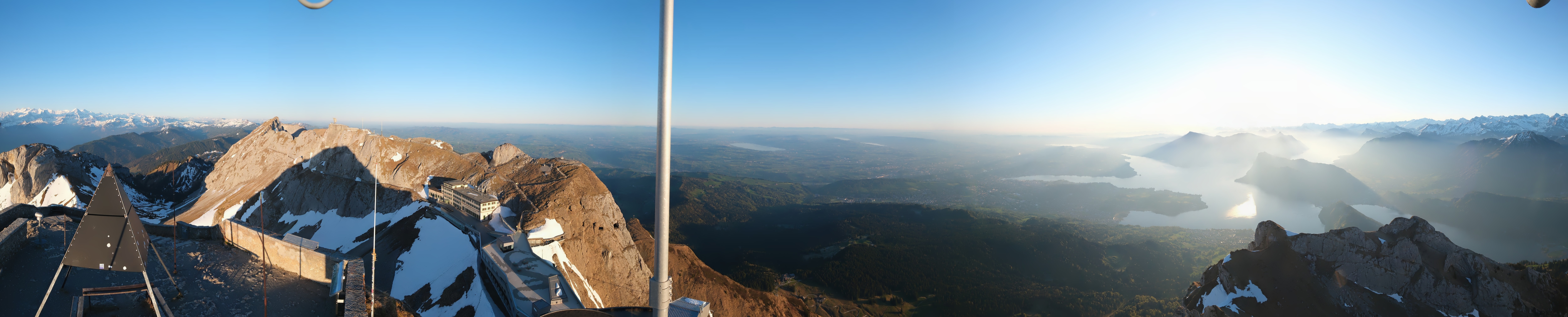 Archiv Foto Webcam Pilatus: Bergstation Kulm
