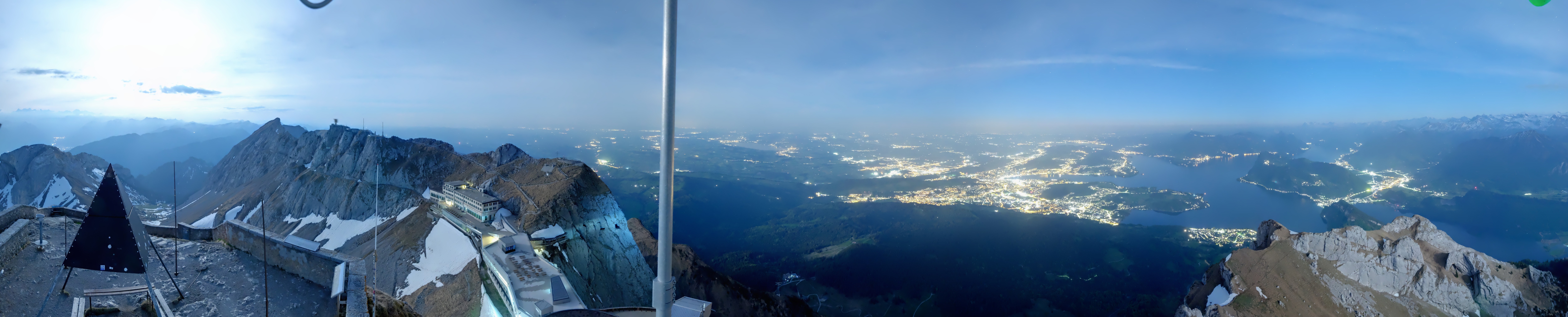 Archiv Foto Webcam Pilatus: Bergstation Kulm