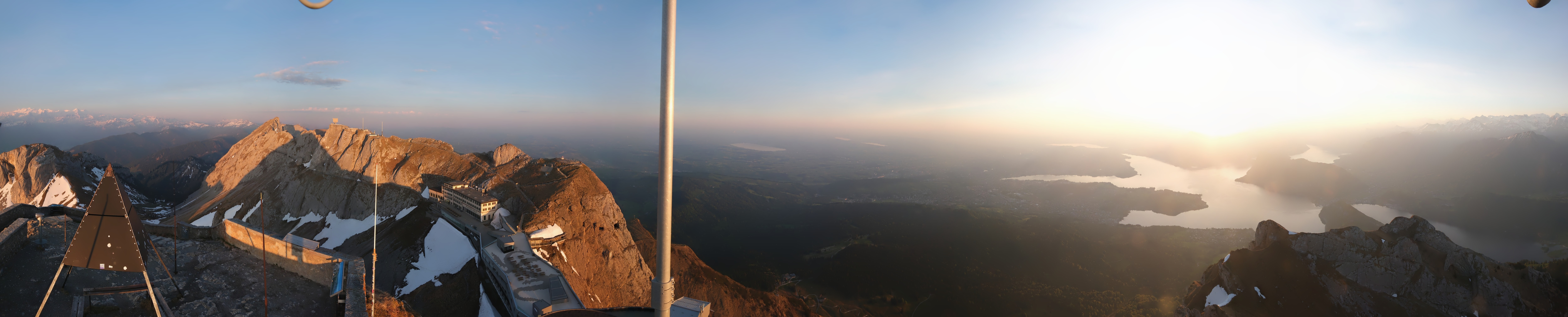 Archiv Foto Webcam Pilatus: Bergstation Kulm