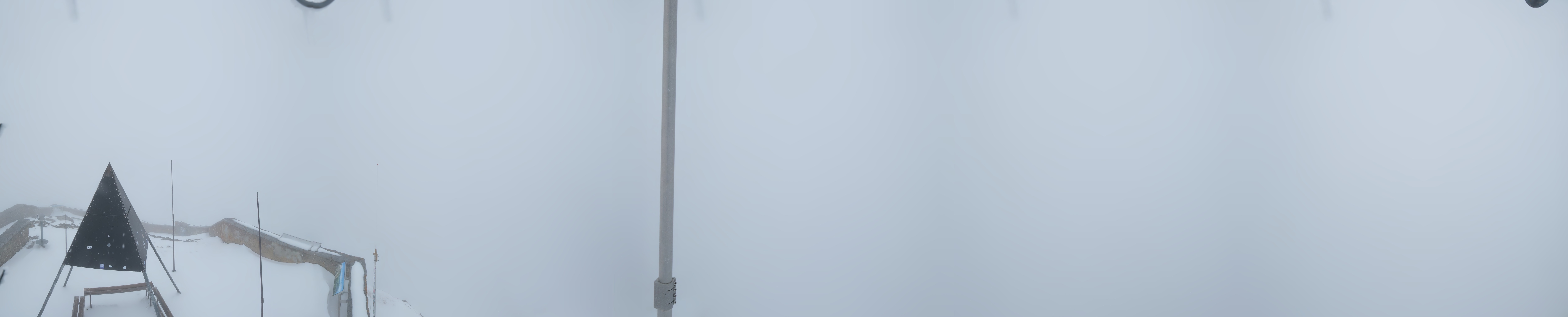 Archiv Foto Webcam Pilatus: Bergstation Kulm