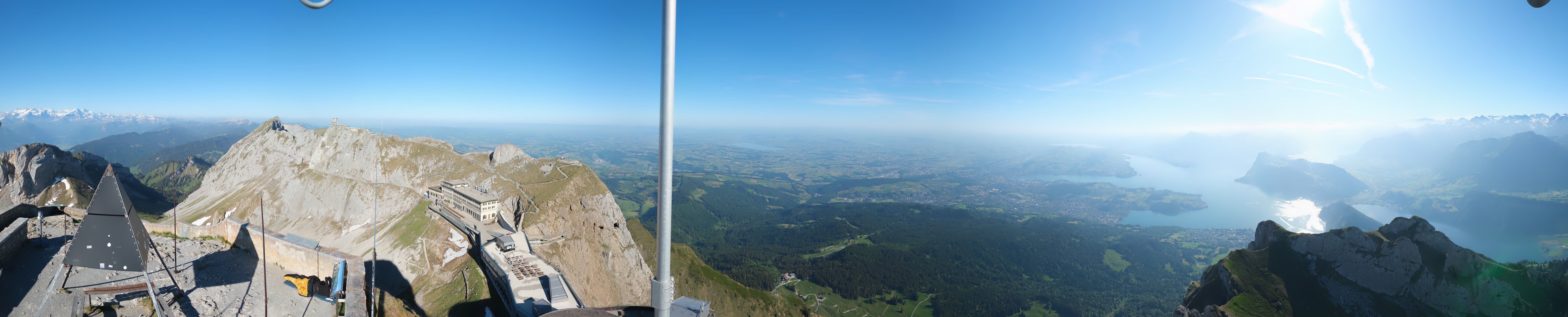 Archiv Foto Webcam Pilatus: Bergstation Kulm