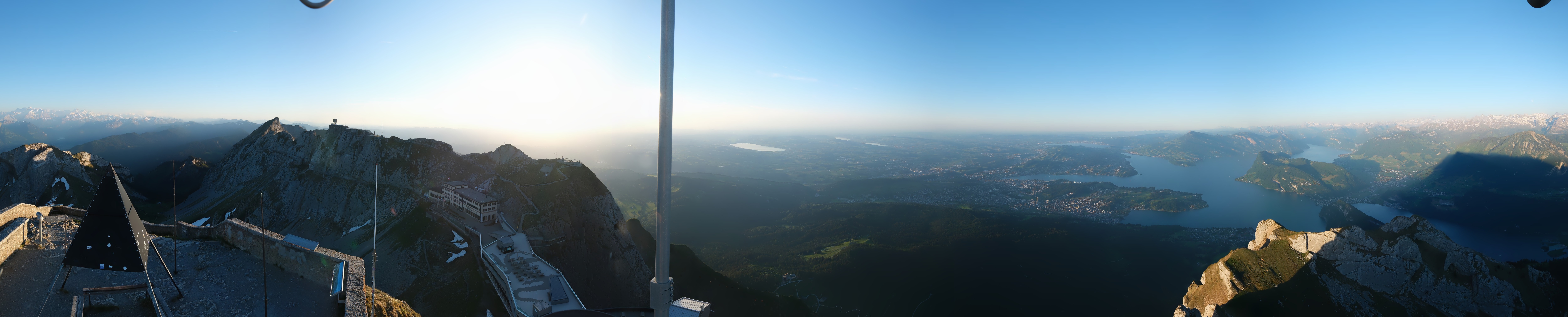 Archiv Foto Webcam Pilatus: Bergstation Kulm