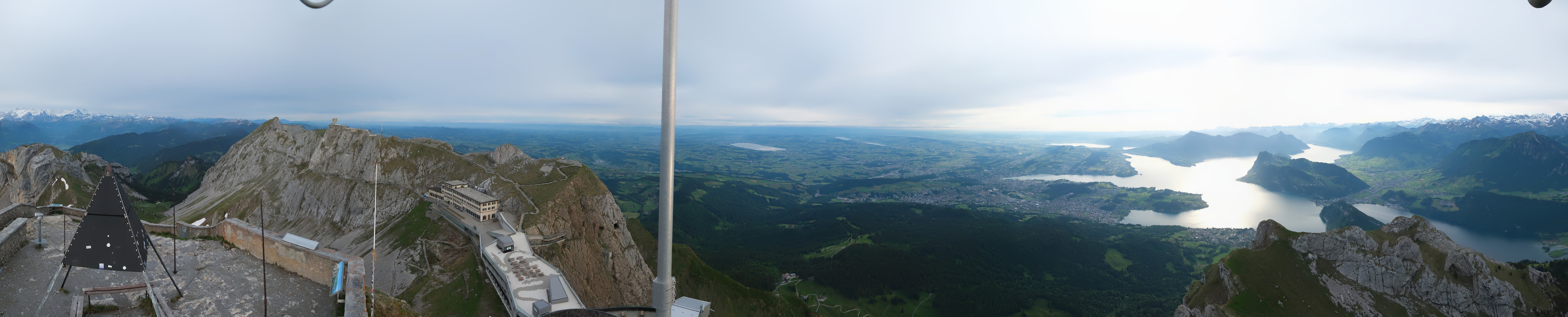 Archiv Foto Webcam Pilatus: Bergstation Kulm