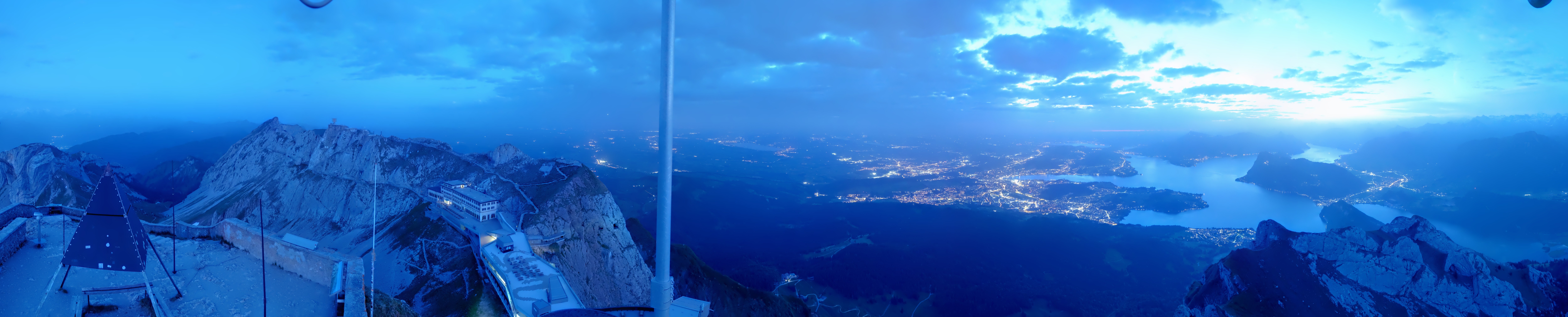 Archiv Foto Webcam Pilatus: Bergstation Kulm