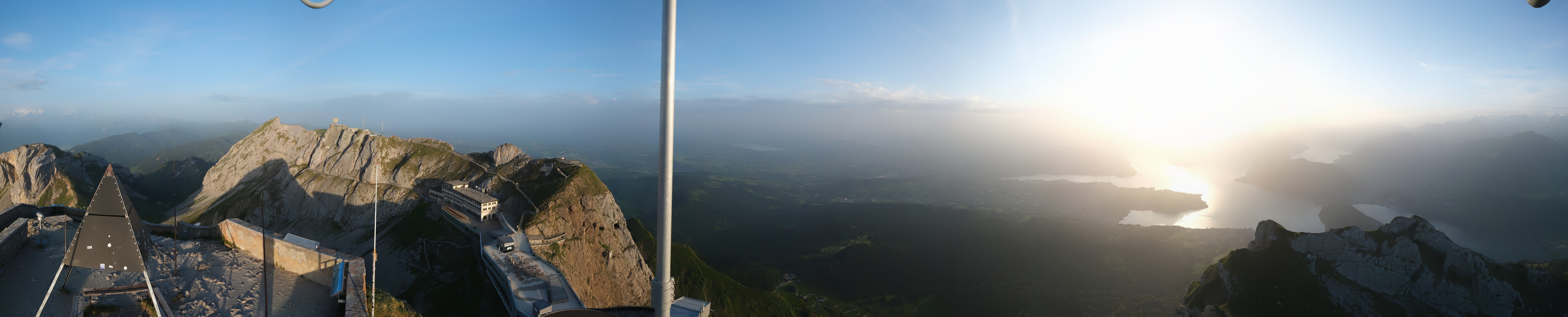Archiv Foto Webcam Pilatus: Bergstation Kulm