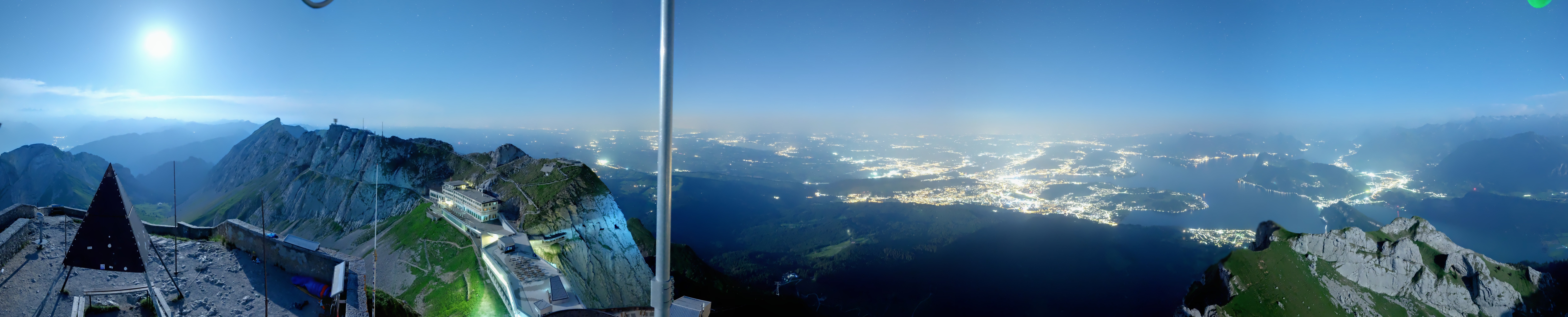Archiv Foto Webcam Pilatus: Bergstation Kulm