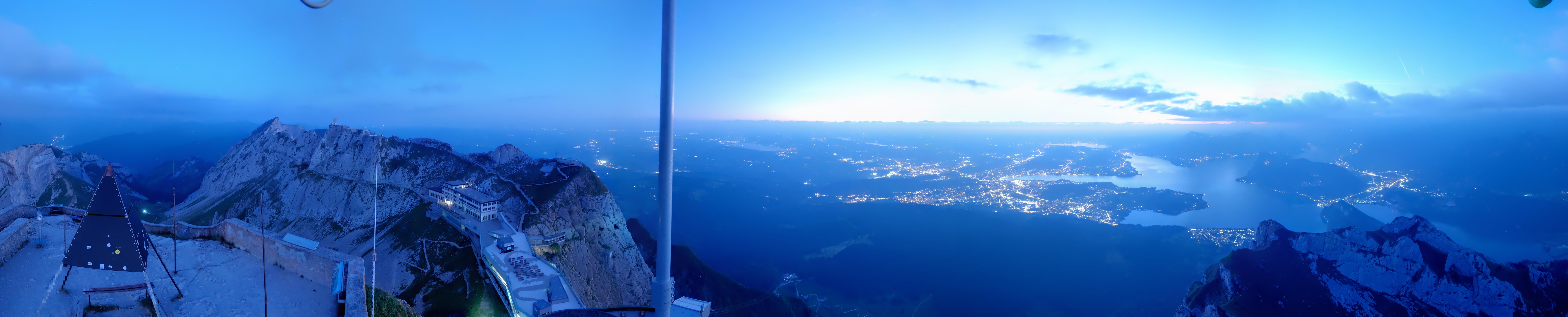 Archiv Foto Webcam Pilatus: Bergstation Kulm