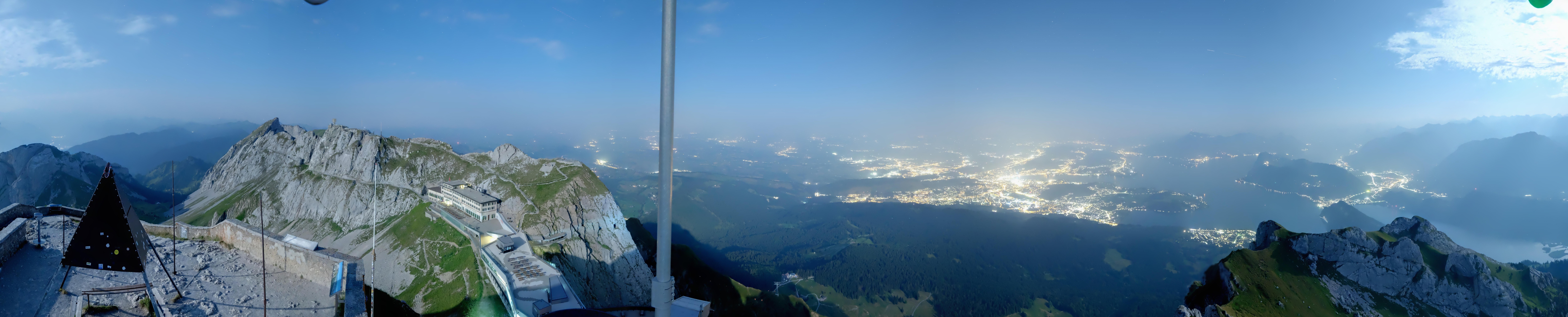 Archiv Foto Webcam Pilatus: Bergstation Kulm