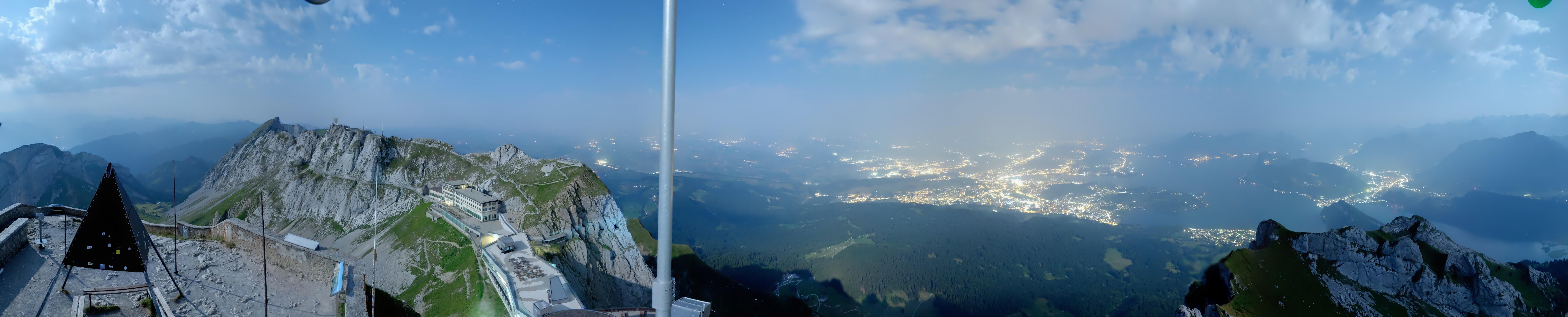 Archiv Foto Webcam Pilatus: Bergstation Kulm