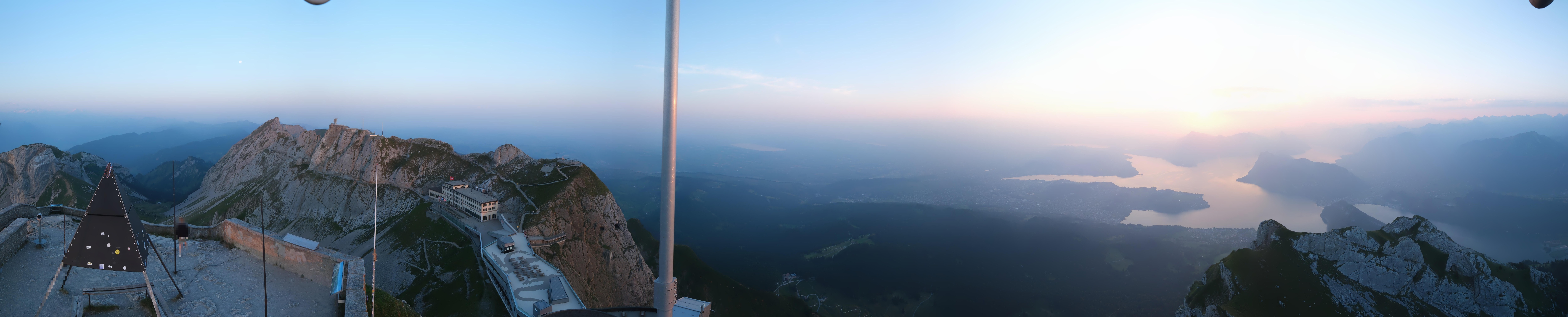 Archiv Foto Webcam Pilatus: Bergstation Kulm