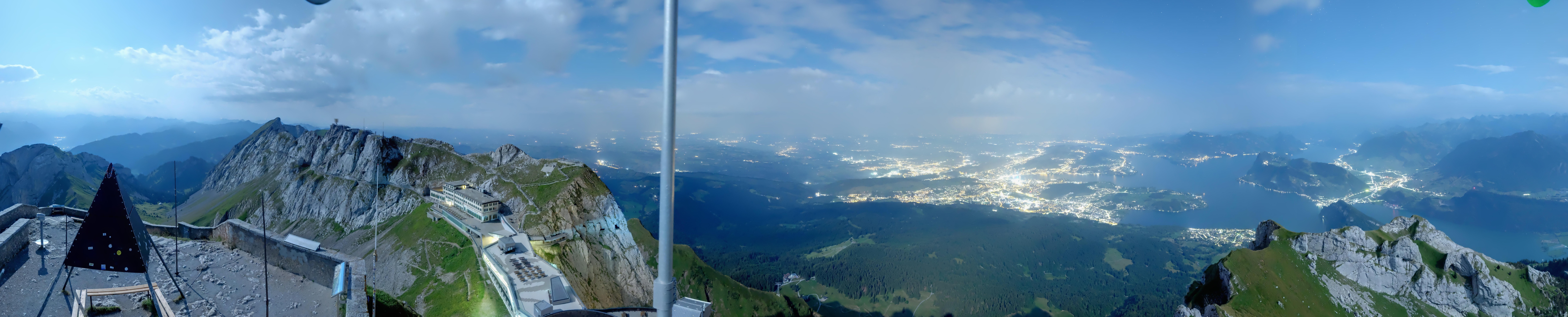 Archiv Foto Webcam Pilatus: Bergstation Kulm