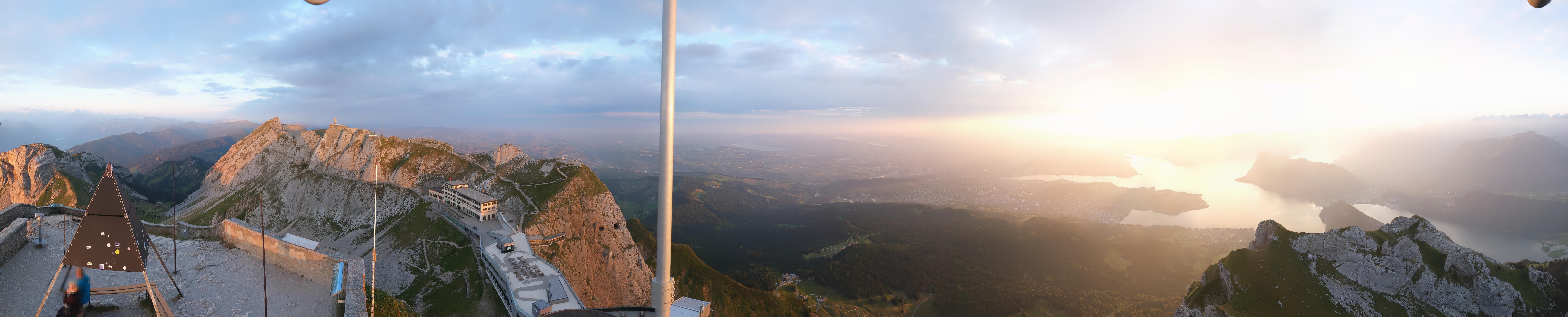 Archiv Foto Webcam Pilatus: Bergstation Kulm