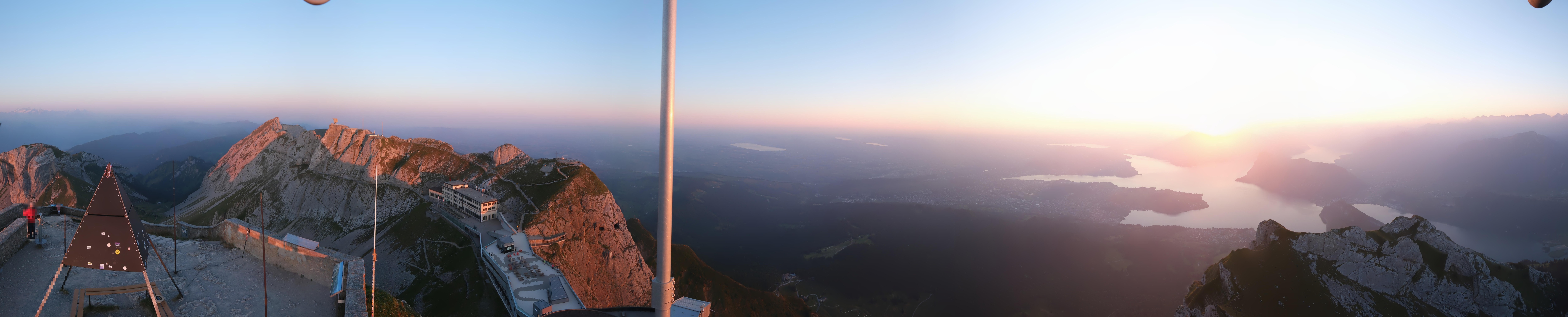 Archiv Foto Webcam Pilatus: Bergstation Kulm