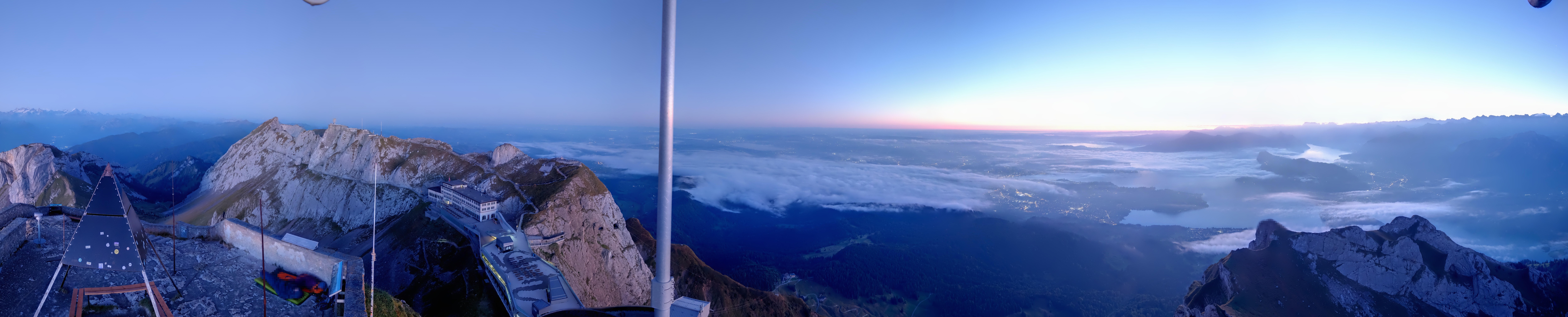 Archiv Foto Webcam Pilatus: Bergstation Kulm